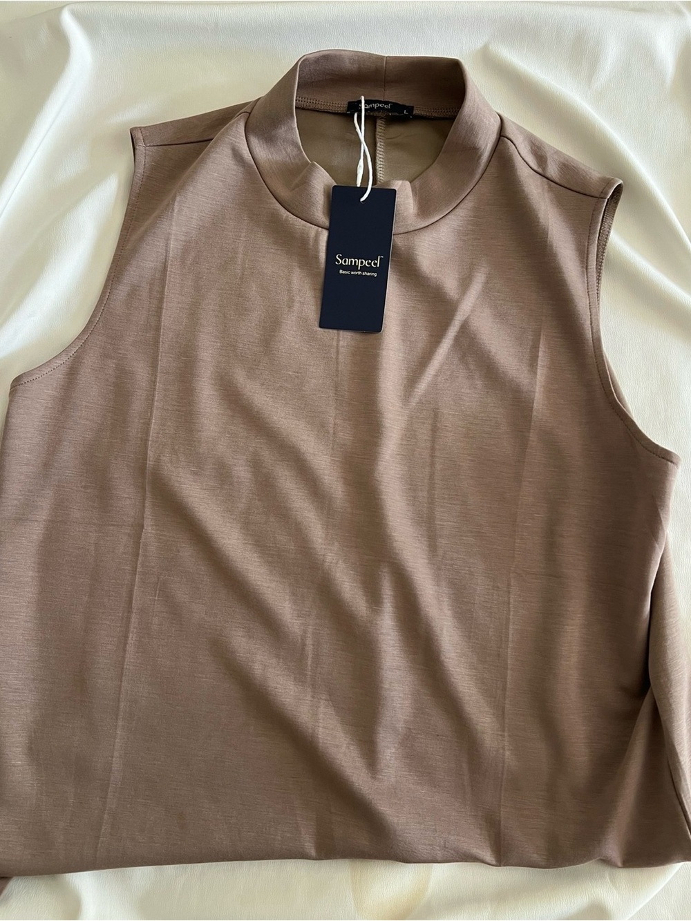 NWT Sampeef Two Piece Set ✨🥥 - Picture 4 of 6